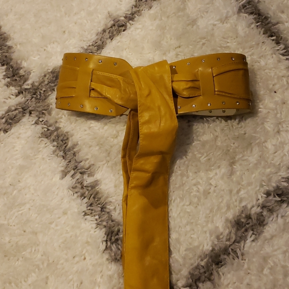 Mustard yellow belt
